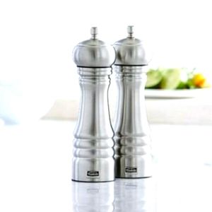 Mill Moulin Trudeau Salt and Pepper